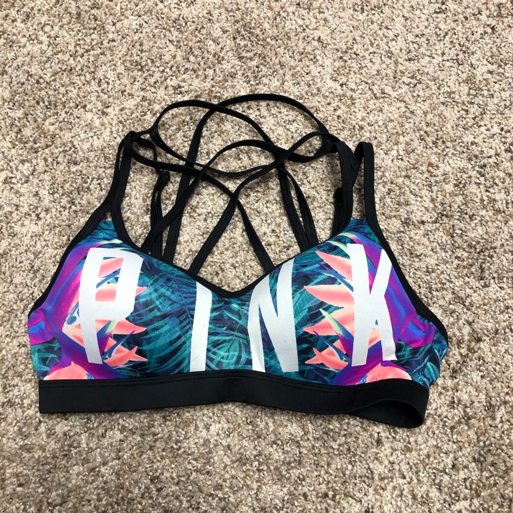 PINK Gym to swim
